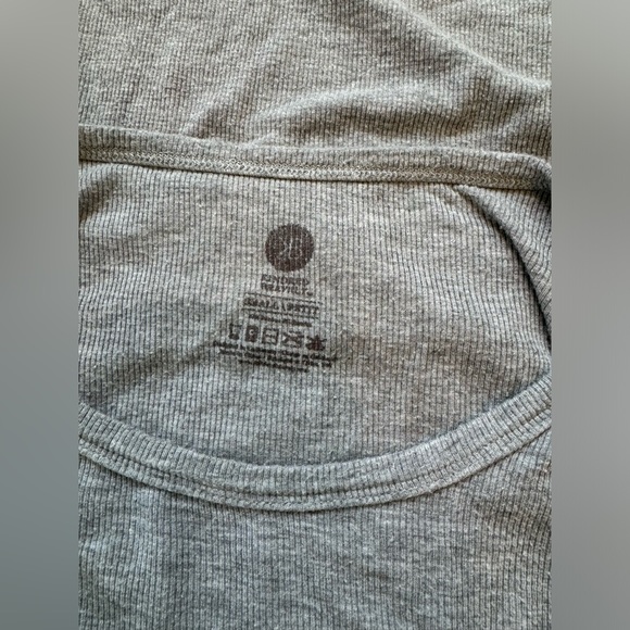 Kindred Bravely • Ribbed Bamboo Maternity Crew Neck Tee • Gray • Small - Picture 5 of 5